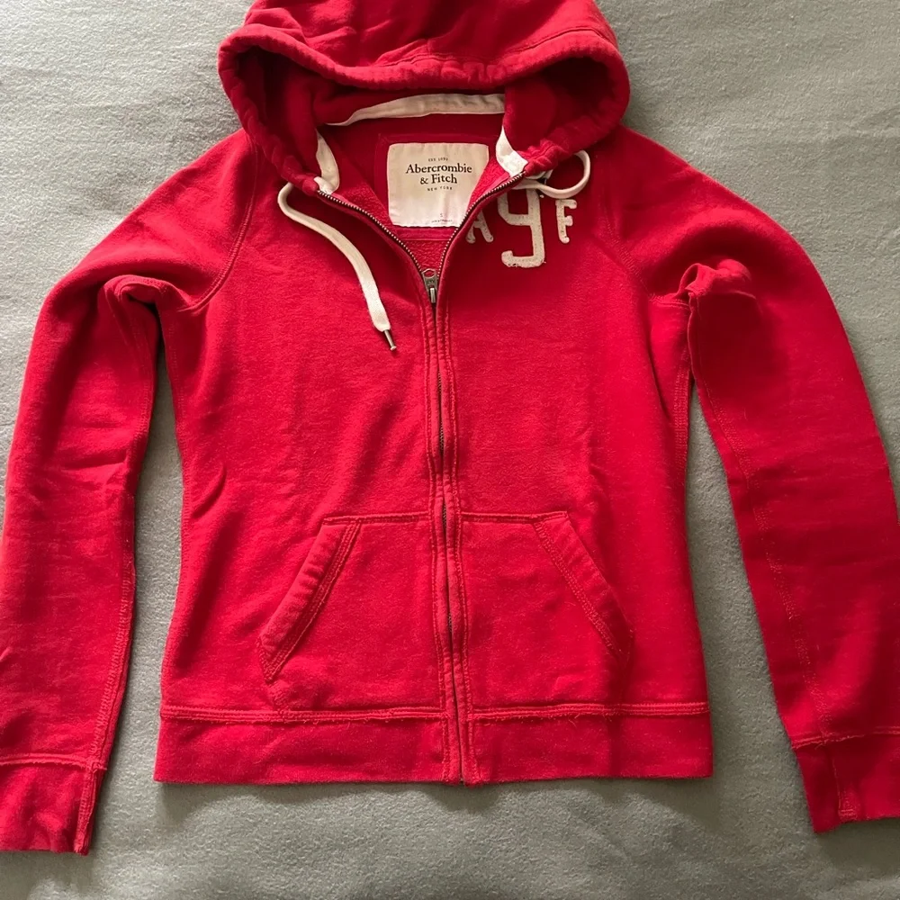 Abercrombie & Fitch Women Bright Red Zip-Up Hoodie - Picture 1 of 5